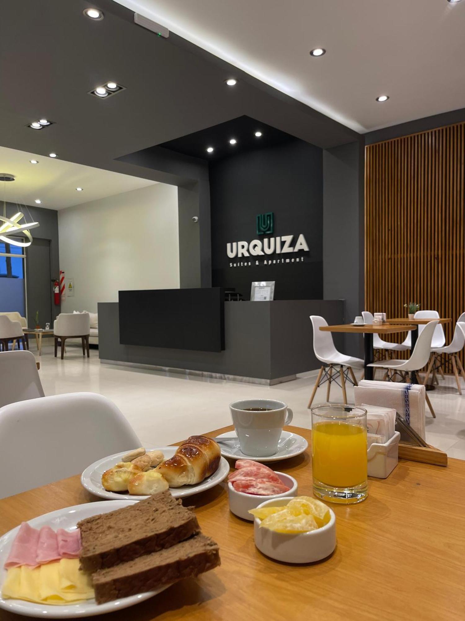 Urquiza Apartment *